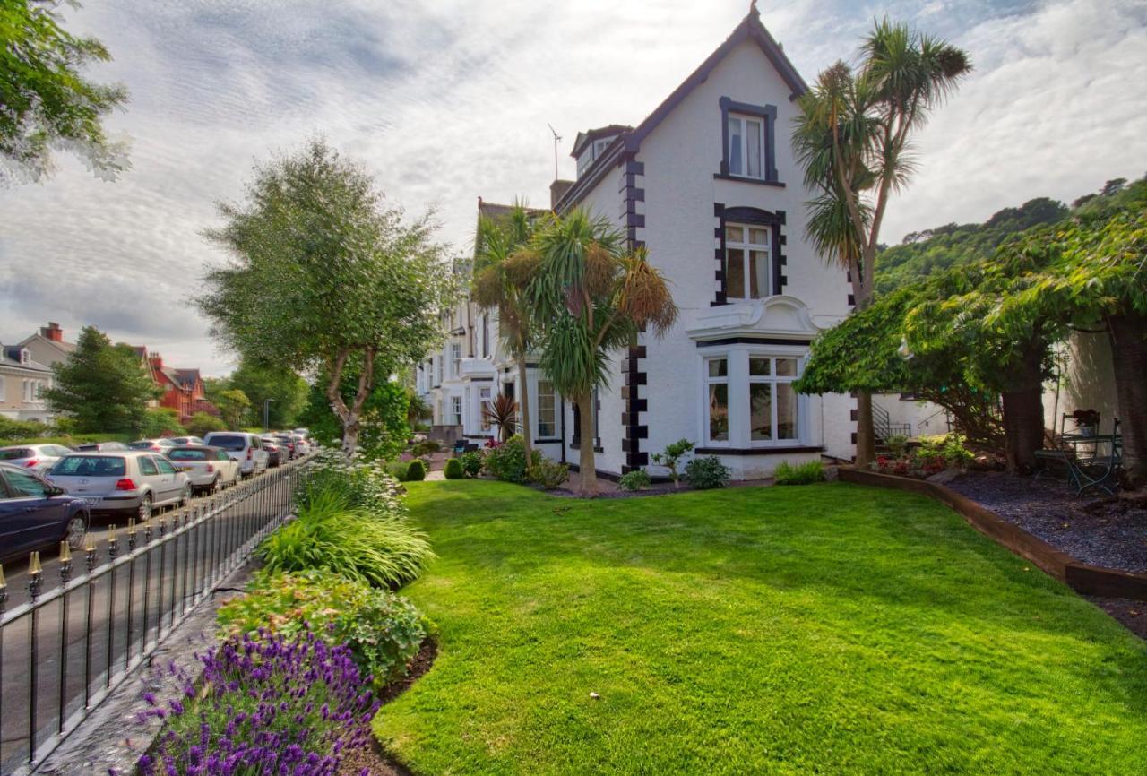 Holcombe House Guest House Llandudno Eksteriør billede