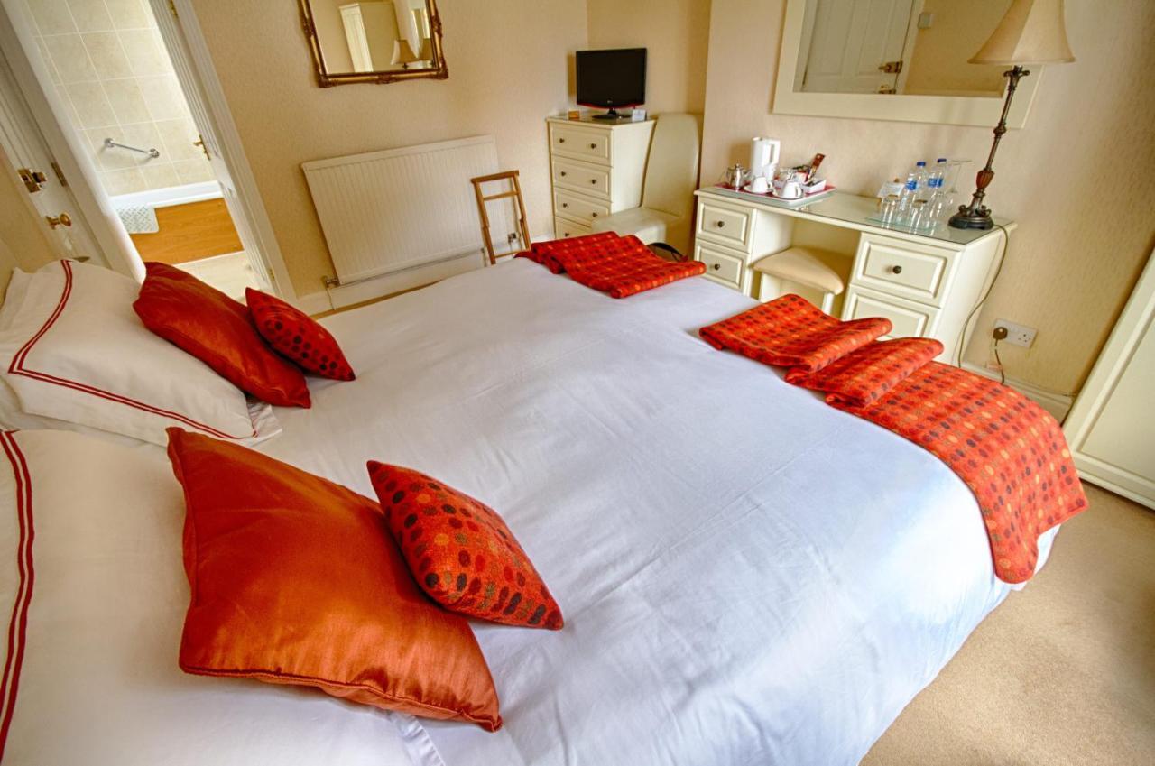 Holcombe House Guest House Llandudno Eksteriør billede