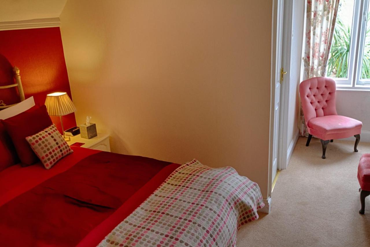 Holcombe House Guest House Llandudno Eksteriør billede